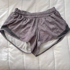 Lululemon Hotty Hot Short 2.5"